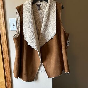 Bit & Bridle Tan Sherpa Vest